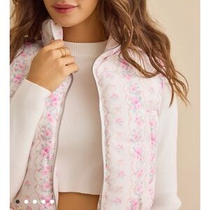 NEW Altar’d State Floral Puffer Vest Size XL NWT